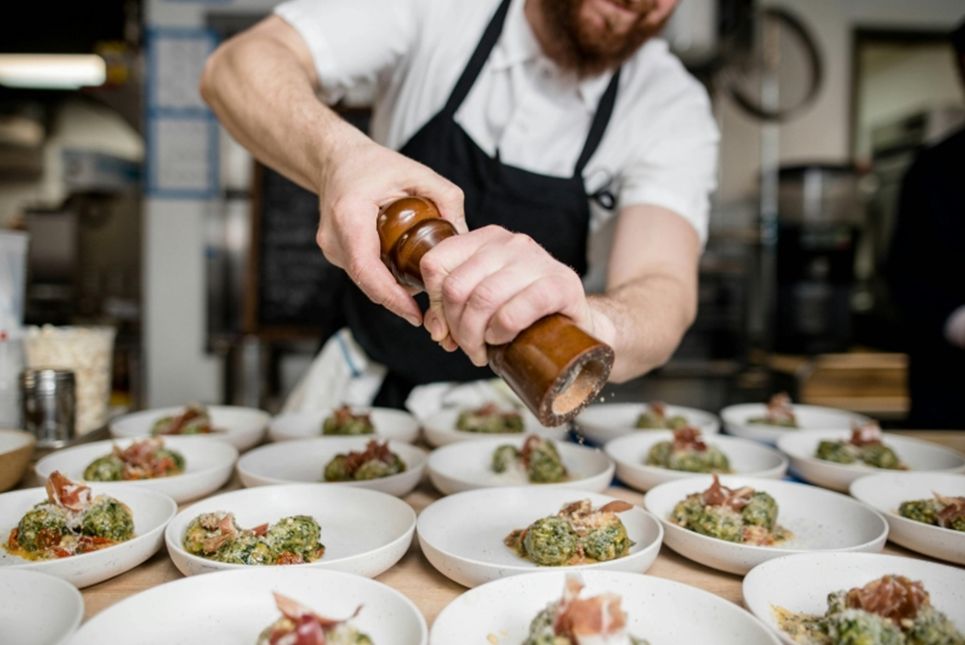 top-chef-charlotte-heats-up-the-carolinas